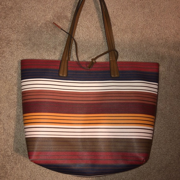 Striped Purse - Picture 2 of 3